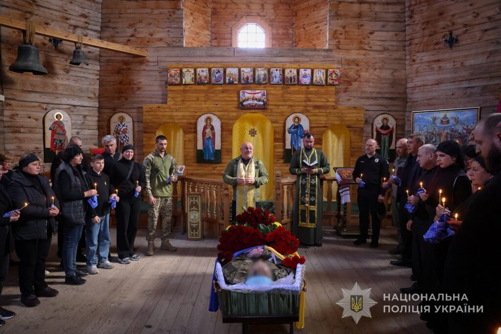 У Запоріжжі попрощалися із загиблим бійцем стрілецького батальйону поліції Олексієм Загребельним