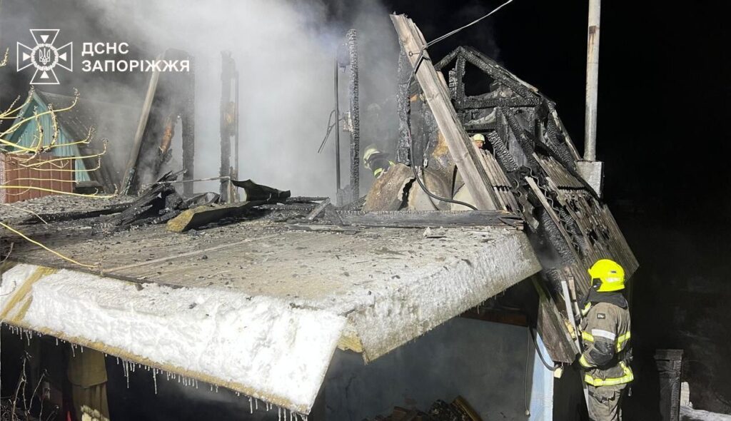На території садового товариства в одному із сіл Запорізького району згорів дачний будинок