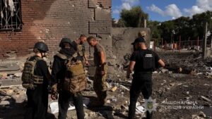 Одна з авіабомб впала, не здетонувавши, у житловому секторі