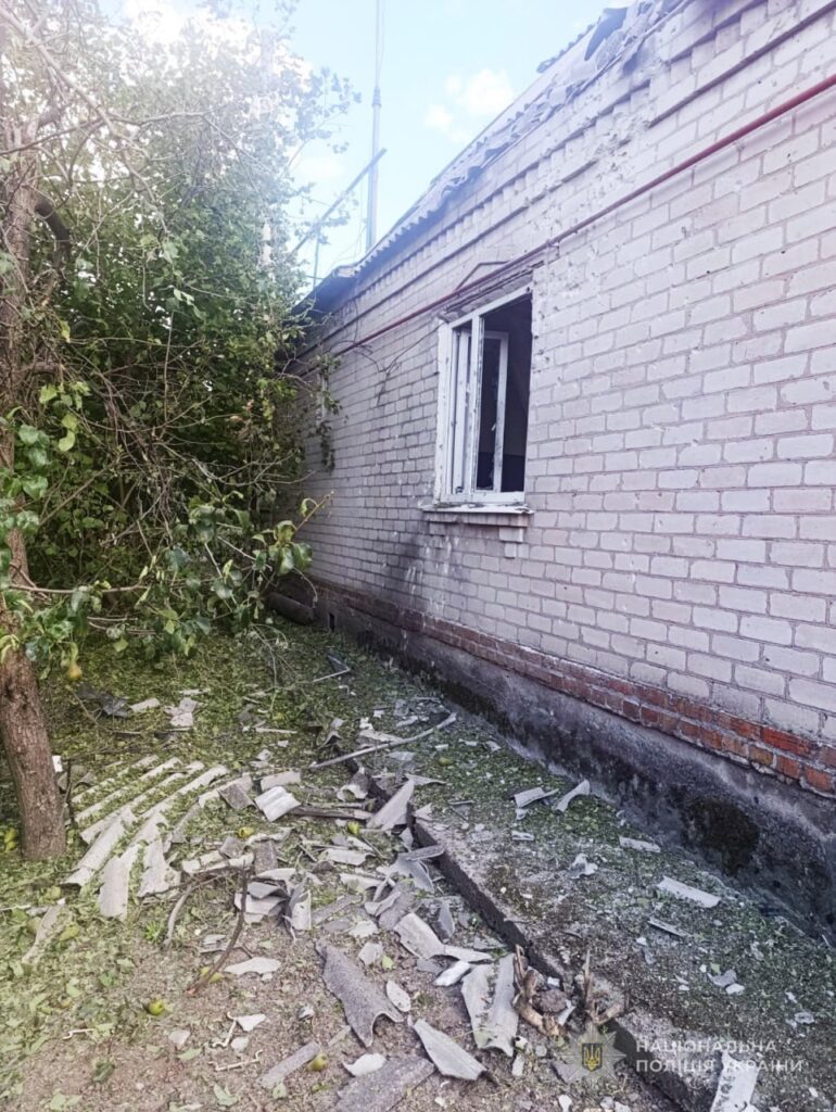 На Запоріжжі троє людей отримали поранення внаслідок ворожих обстрілів
