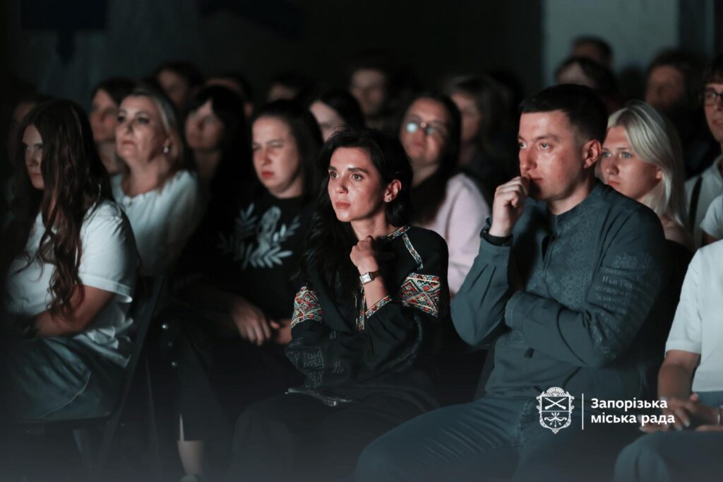 Запоріжці переглянули фільм «Друге дихання» – про українських ветеранів, які підкорили Кіліманджаро