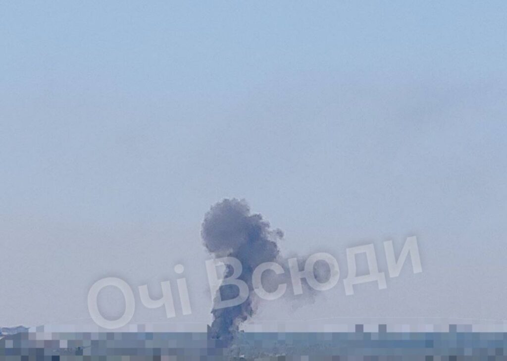 В результаті падіння шахеда виникло займання в полі