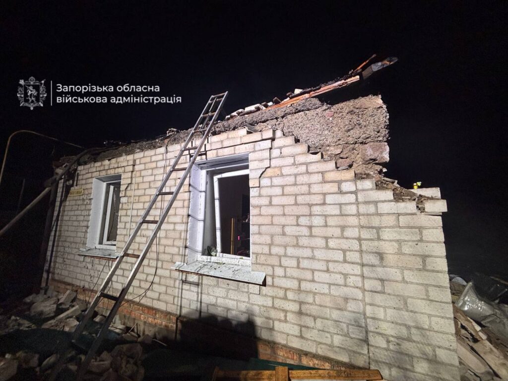 Увечері та вночі росіяни атакували Запоріжжя ударними БпЛА та FPV-дронами: загинуло двоє, ще одна людина поранена