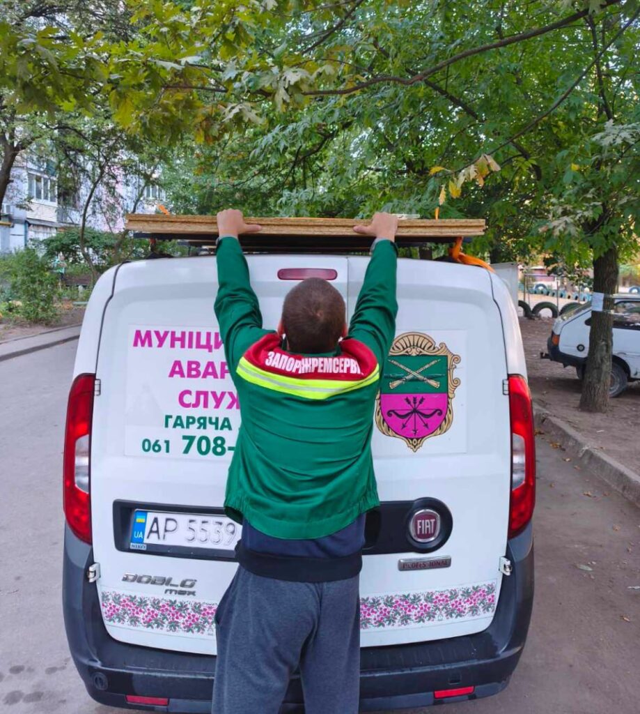 У результаті російських ударів 17 вересня постраждали 19 багатоповерхівок у Шевченківському районі
