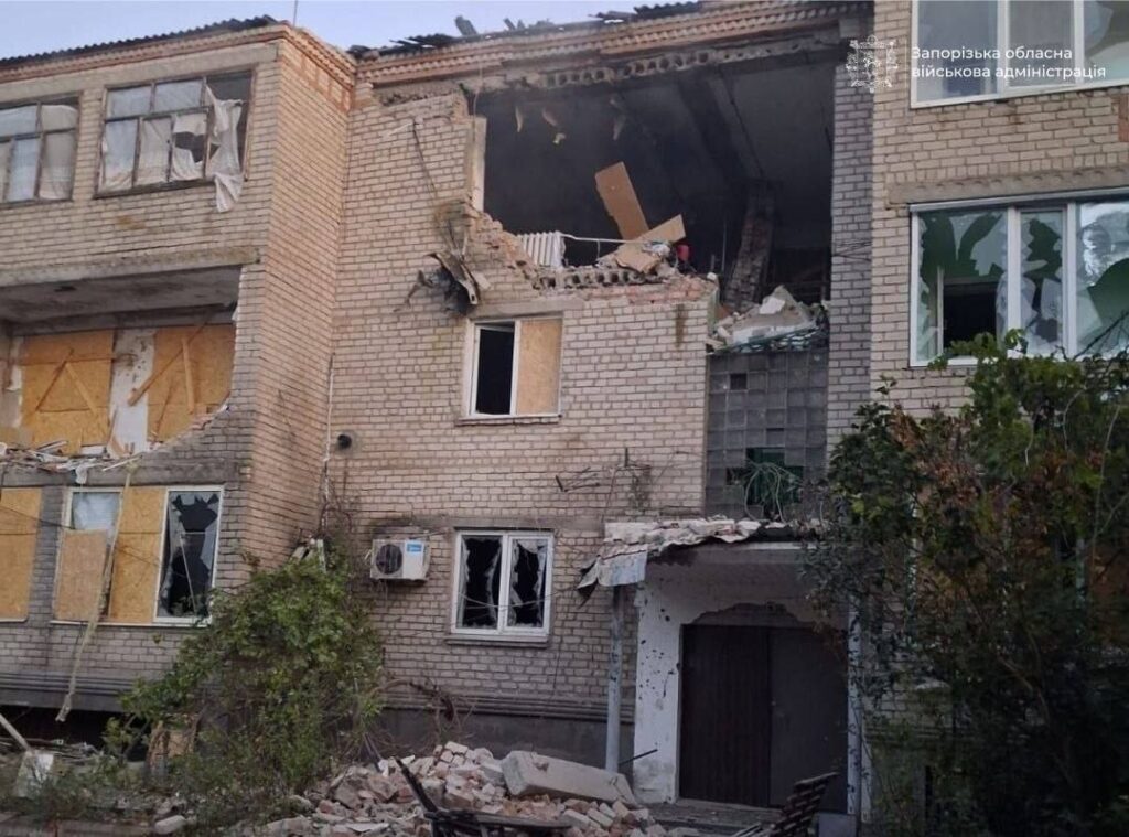 Одна людина загинула, ще сім – отримали поранення внаслідок ворожих ударів по Запоріжжю, Запорізькому та Пологівському районах