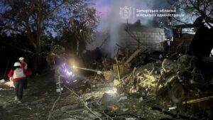 Під ранок росіяни вдарили по Запоріжжю шахедами, загинули дві жінки, поранені чоловік і дитина