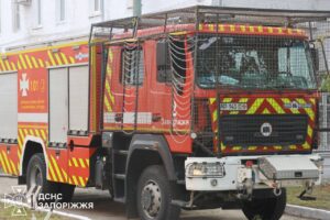Внаслідок ворожих обстрілів упродовж доби у Запоріжжі та передмісті виникло 5 пожеж