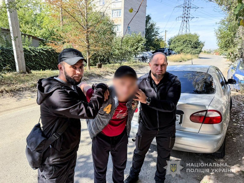 У Космічному районі міста двоє чоловіків незаконно утримували в підвалі 40-річного містянина
