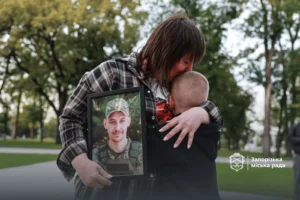 На Дереві пам’яті з’явилися ще 85 дзвіночків на честь Захисників і Захисниць, які віддали життя за Україну